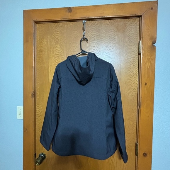 FreeTech Jacket Black and Gray XL 16-18 - Picture 2 of 3